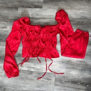 Red silk Fashion Nova top ❤️